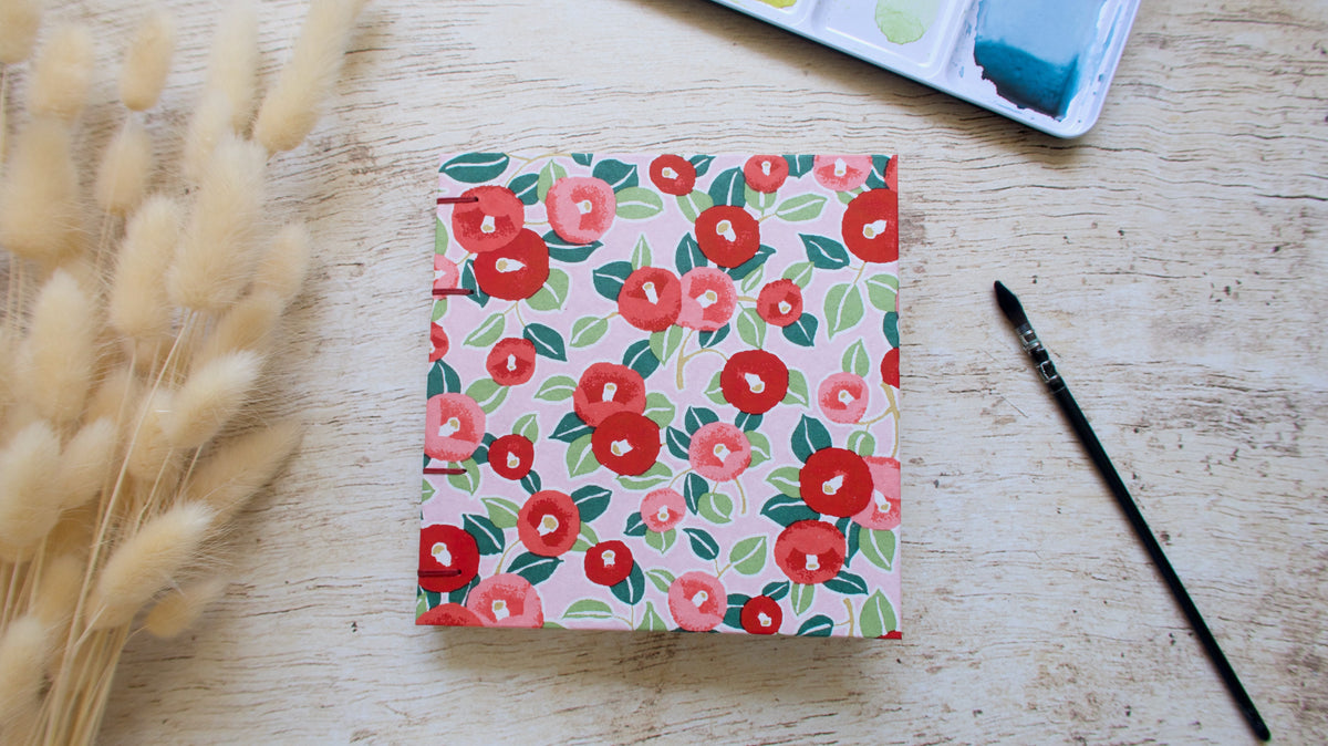 Carnet d'aquarelle carré 15 cm personnalisable fait main, papier au choix 300 g, reliure copte, fabriqué sur commande
