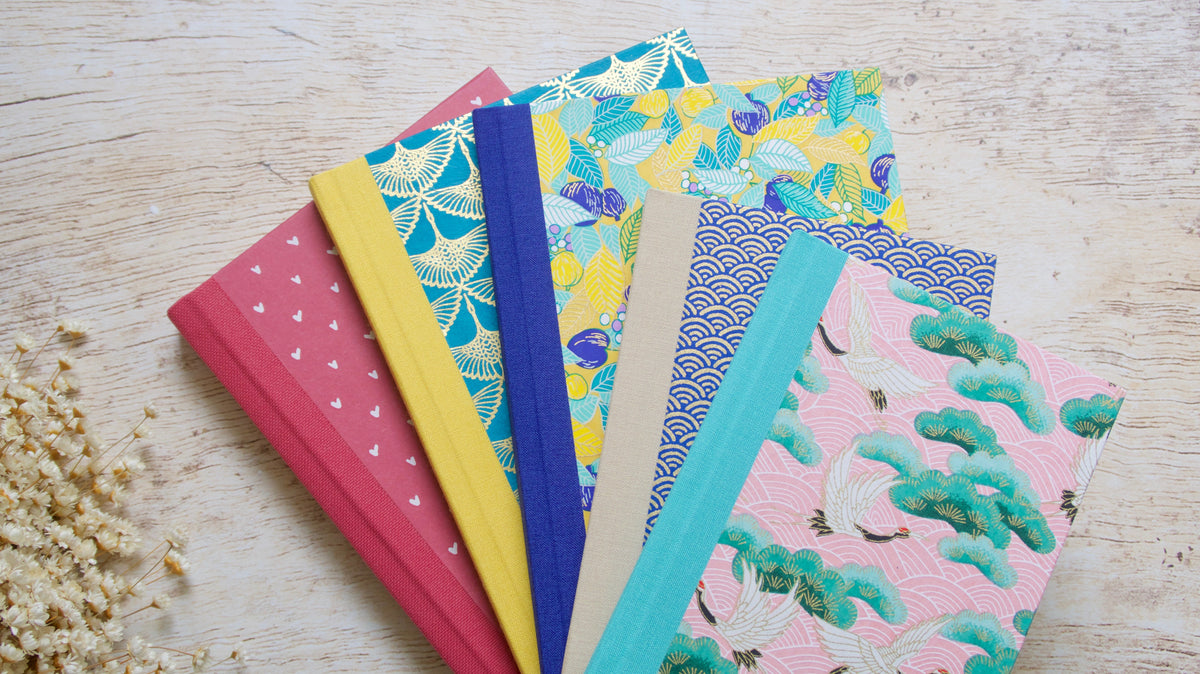 Carnet de notes A5 personnalisable, couverture au choix en papier japonais et dos toile, fait main
