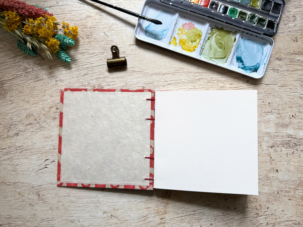 Carnet d’aquarelle carré 15 × 15 cm - Papier Arches - Lune sanguine