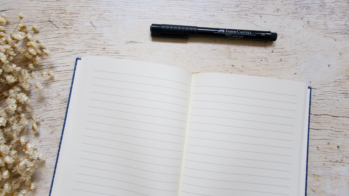 Carnet de notes format moyen fin, fait main, couverture au choix